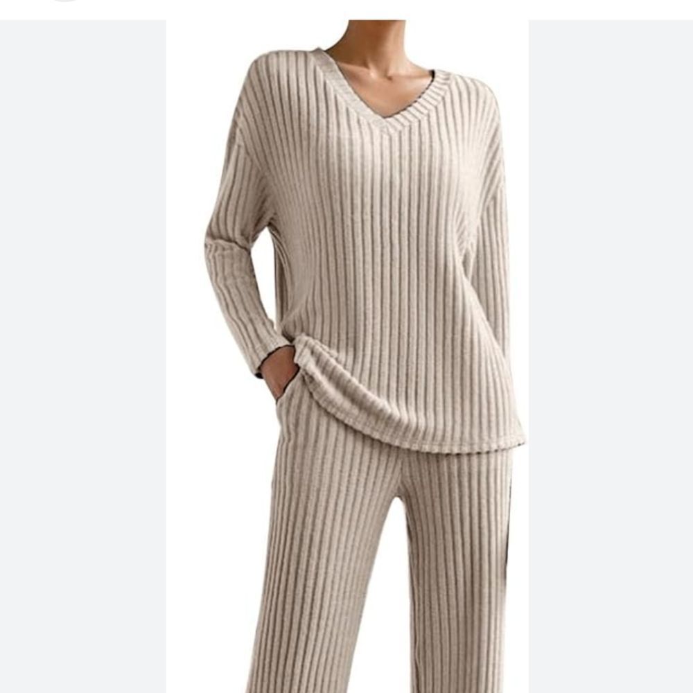Ribbed Knit Lounge Set Women's - Picture 1 of 7